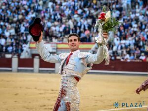 Fernando Adrián roza la gloria en Las Ventas tras una gran faena sin premio