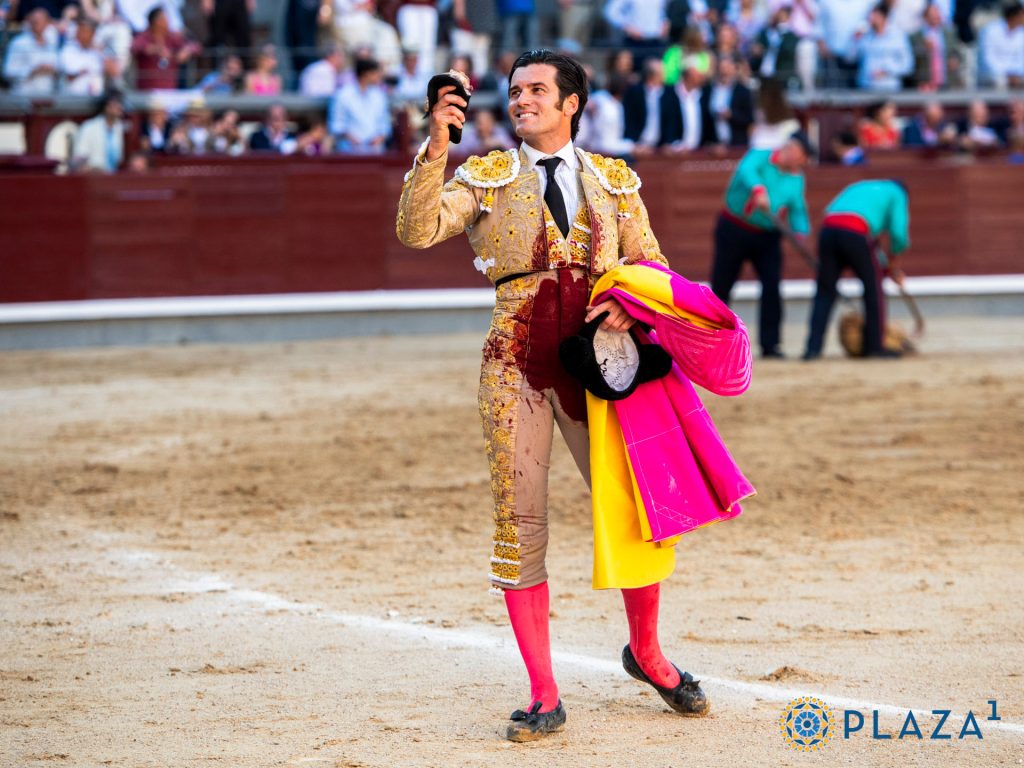 José Garrido pasea una oreja en Las Ventas